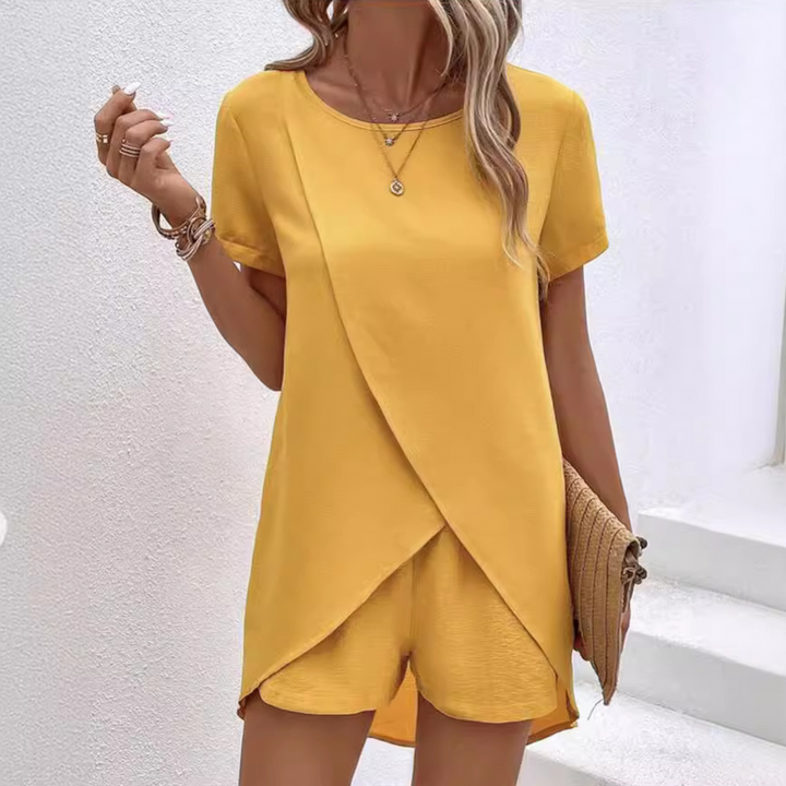 Luna | Elegant Relaxed Fit Women's Lounge Set 7