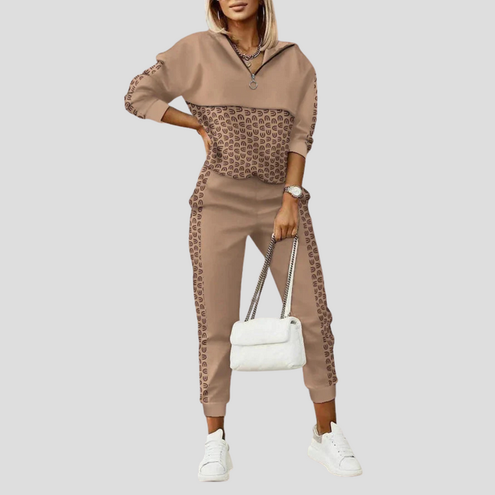 Luna | Women's Tracksuit Set – Stylish, Comfortable & Versatile for Active Life 2