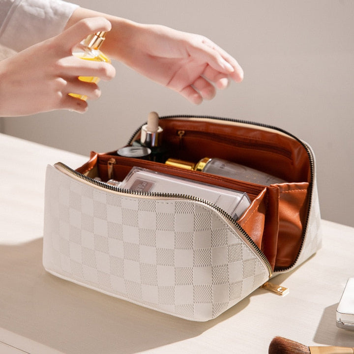 LuxeCarry | Stylish Checked Pattern Travel Toiletry Bag – Compact & Water-Resistant 0