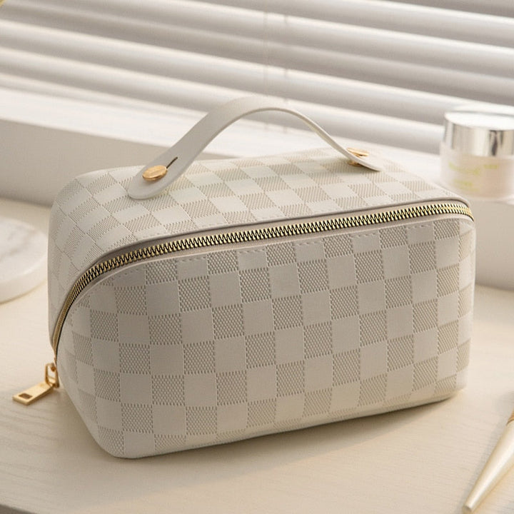 LuxeCarry | Stylish Checked Pattern Travel Toiletry Bag – Compact & Water-Resistant 2