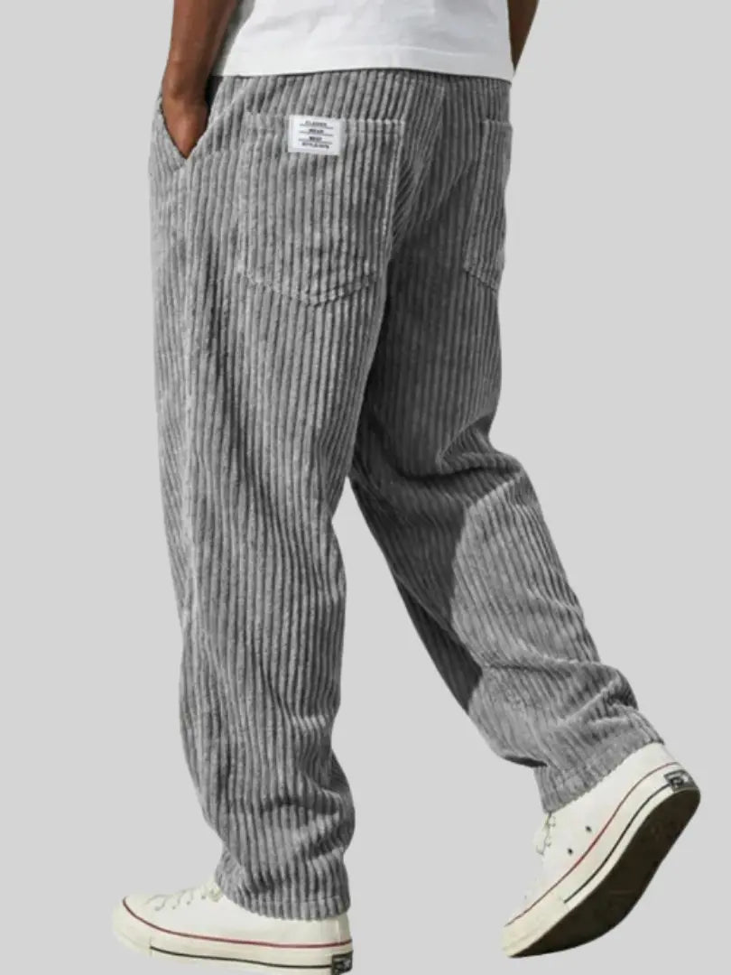 LuxeTread | Elegant Loose-Fit Men's Trousers in Structured Corduroy 0