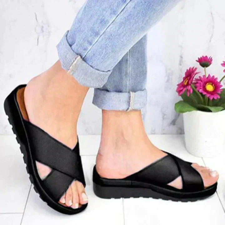 Lydia | Comfortable, Stylish & Effortless Women's Sandals - Cross Strap Slide Design 4