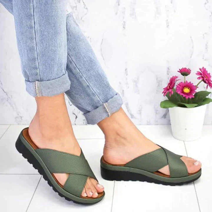Lydia | Comfortable, Stylish & Effortless Women's Sandals - Cross Strap Slide Design 5