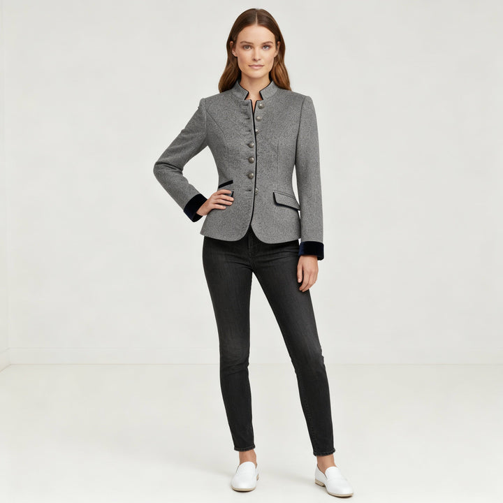 Mia | Elegant women's short jacket in urban style 0