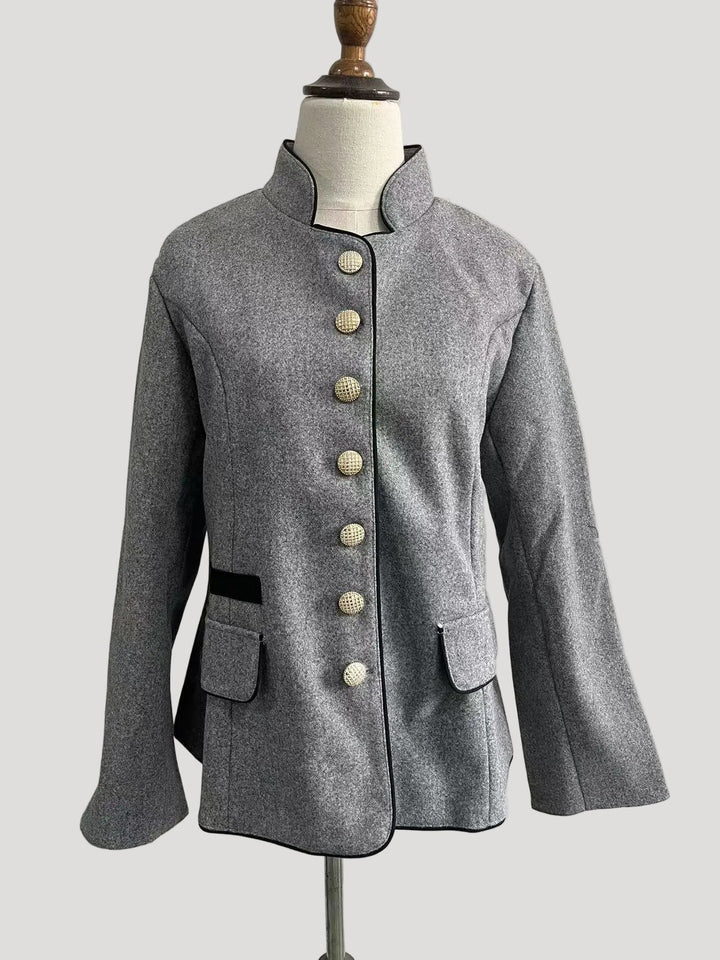 Mia | Elegant women's short jacket in urban style 2