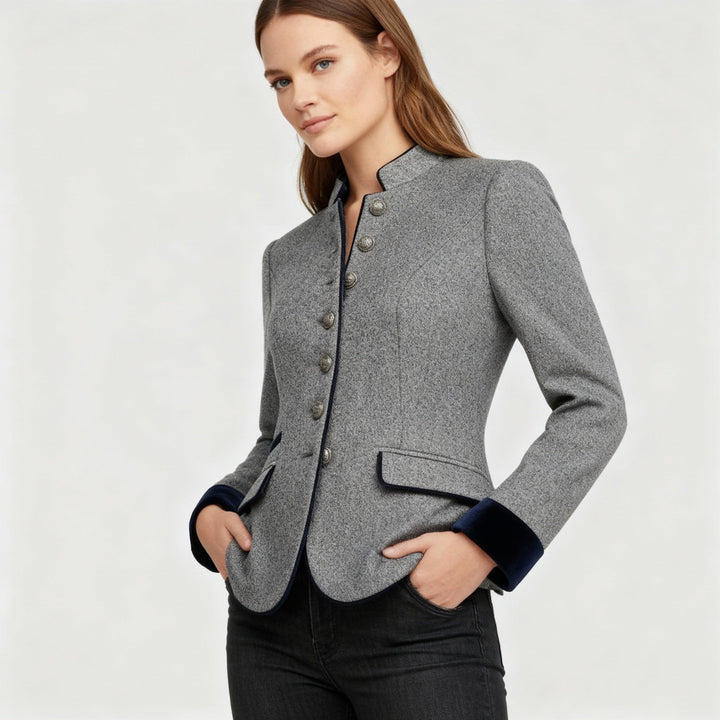 Mia | Elegant women's short jacket in urban style 4