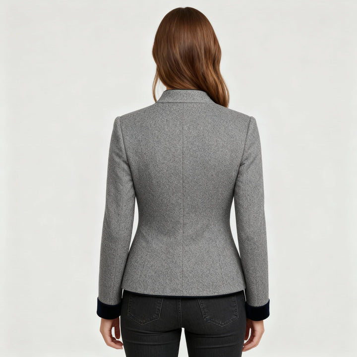 Mia | Elegant women's short jacket in urban style 5