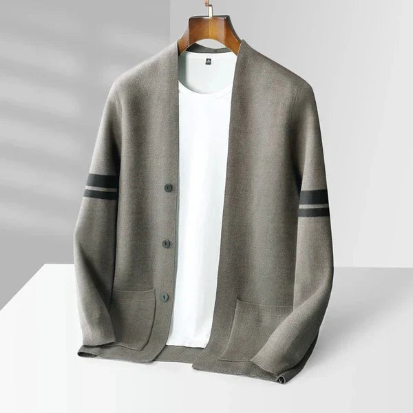 Niklas | Modern and comfortable knitted cardigan 2