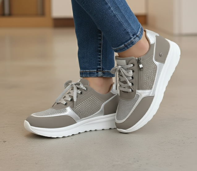 Nora | Comfortable & Stylish Women's Sneakers – Platform Lace Up Design 2