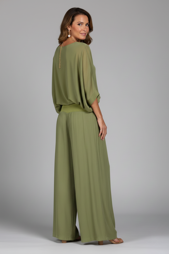 Pavina | Effortless Women’s Set – Flattering, Relaxed Fit Two Piece Loungewear 4