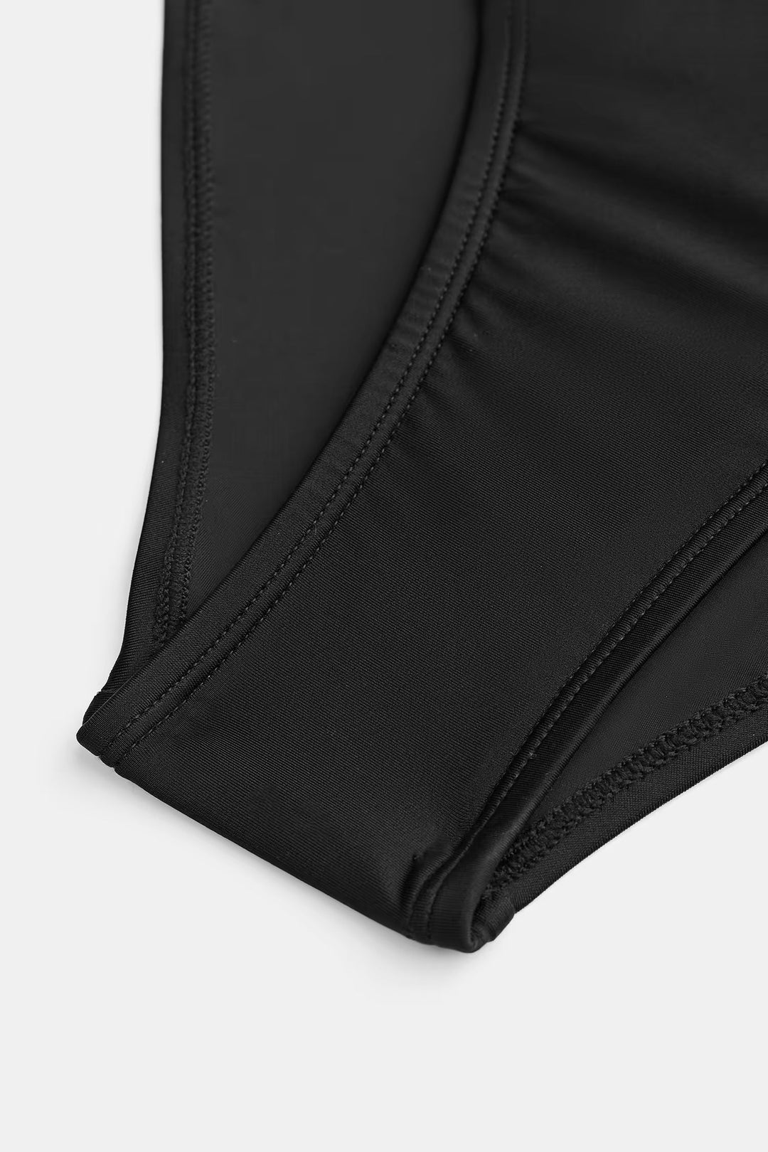 Pavina | Elegant, Comfortable &amp; Stylish Women's Push-Up Swimsuit 1