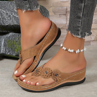 Olivia | Zeitlose orthopädische Sandalen mit Slide-In-Polsterung