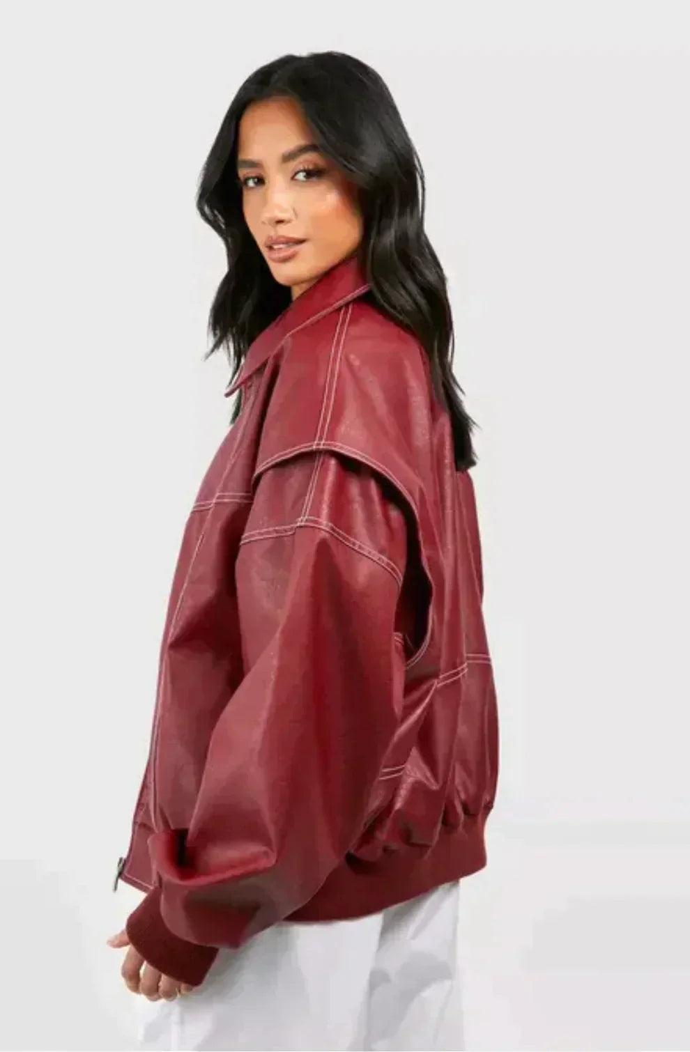 Ravine | Trendy, Casual &amp; Stylish Oversized Jacket in Bright Red 3