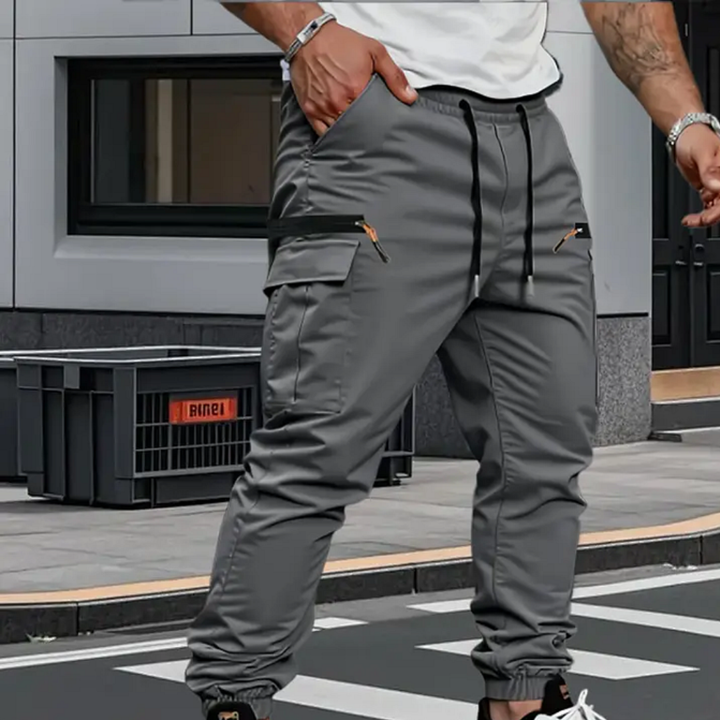 Rolan | Comfortable Black Cargo Pants - Stylish, Functional & Perfect for Everyday Wear 1