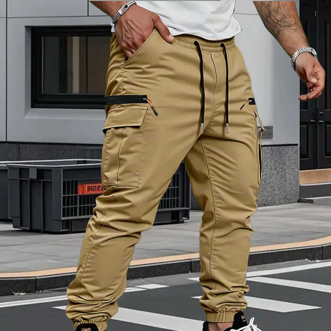 Rolan | Comfortable Black Cargo Pants - Stylish, Functional & Perfect for Everyday Wear 2