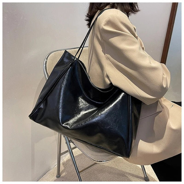 Scarlett | Women's Retro Large-Capacity PU Leather Shoulder Tote Bag 2
