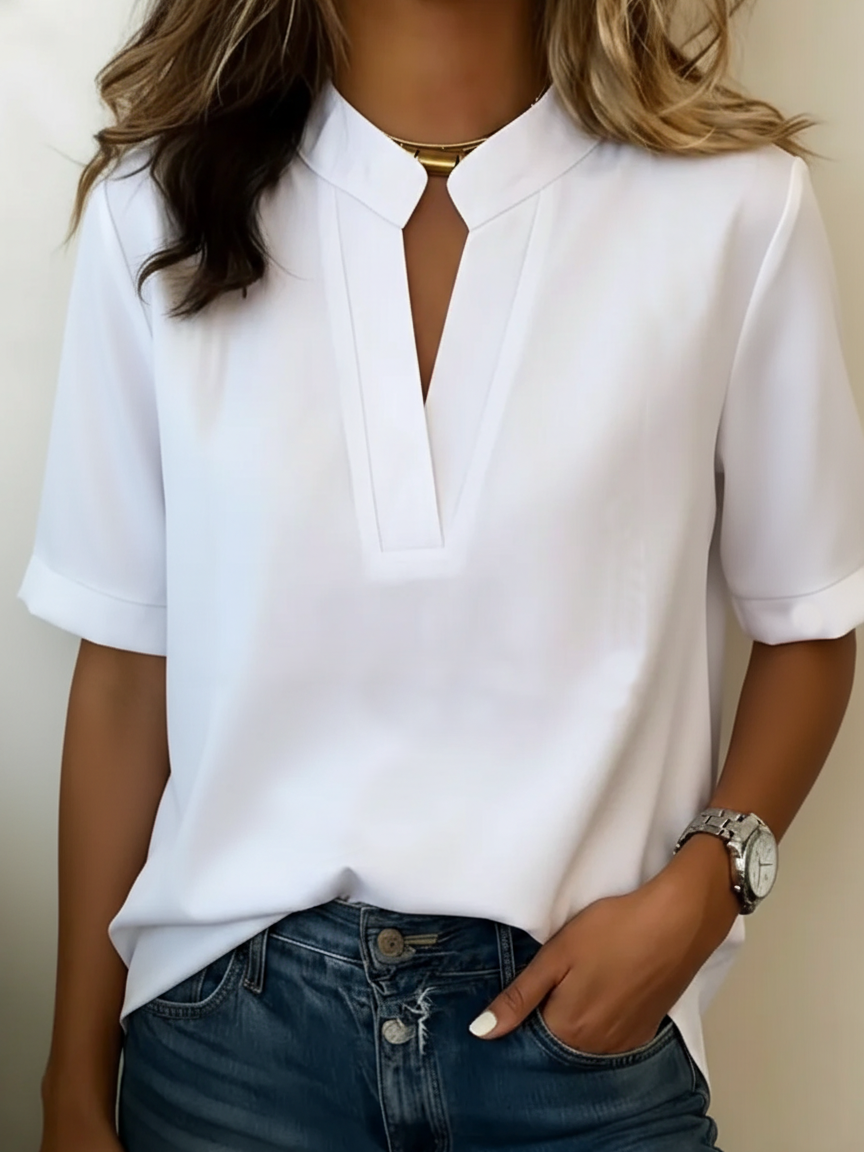Sienna | Relaxed Fit V-Neck Blouse - Stylish Women's Summer Top in Plus Size 6