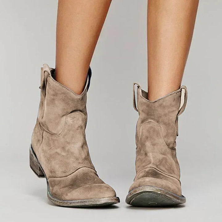 Sienna | Vintage Women's Cowboy Ankle Boots in Western Style 4