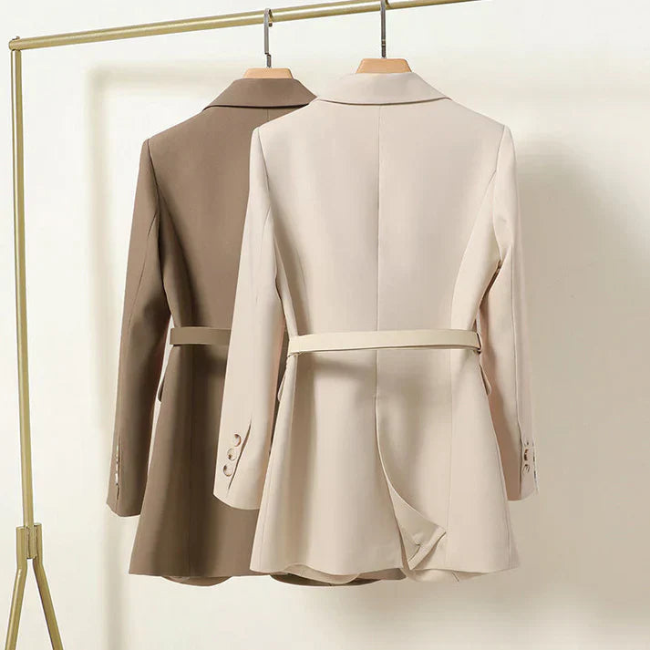 Sophia | Elegance and Class with Chic Blazer 5
