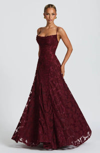 Ruby | Bellissimo abito da cerimonia per invitata con eleganza floreale serale