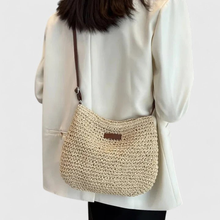 Vaila | Elegant Black Shoulder Bag – Compact & Versatile for Women 0