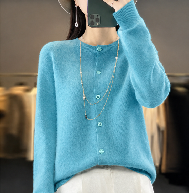 Vera | Cardigan Sweater Buttoned Elegant Relaxed Fit Soft Layering 5