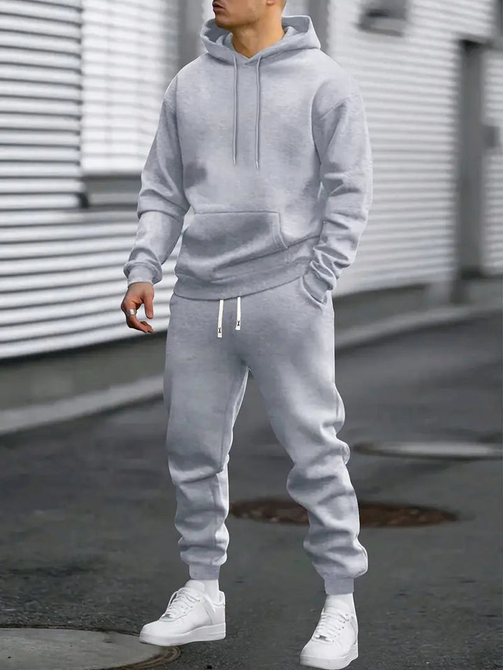 Vero | Men's tracksuit set – where comfort meets street style 5