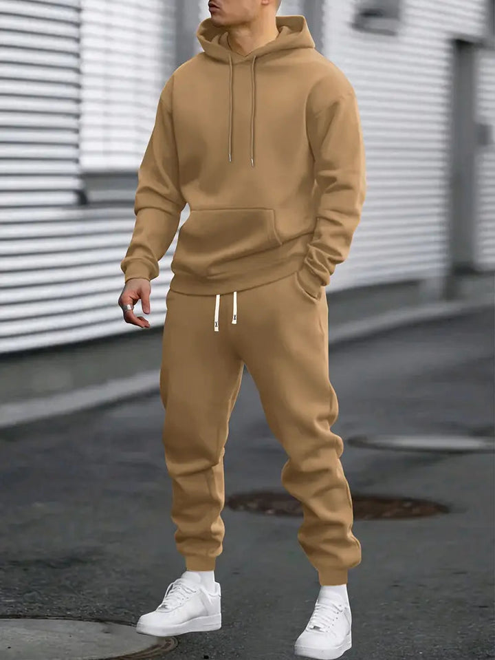 Vero | Men's tracksuit set – where comfort meets street style 6