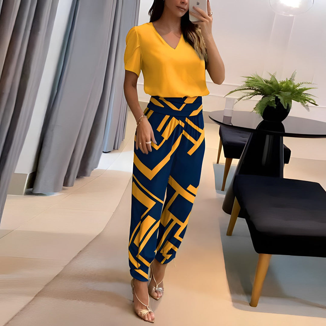 Chloé | Elegantes und stilvolles zweiteiliges Set aus Bluse und Hose