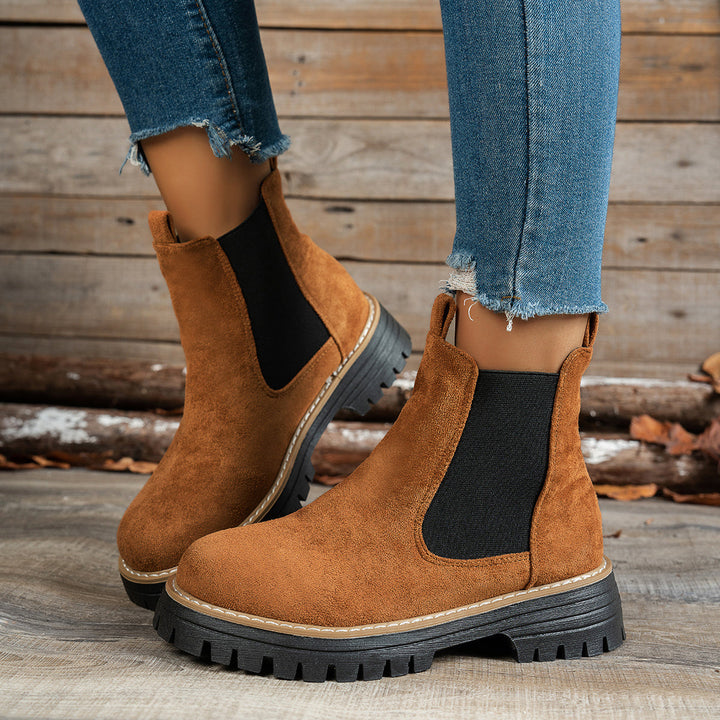 Elizabeth | Zeitlose und markante Chelsea-Plateau-Stiefeletten