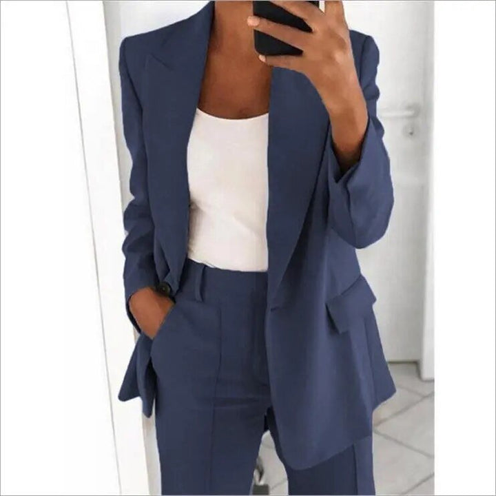 Victoria | Eleganter und zeitloser maßgeschneiderter Blazer
