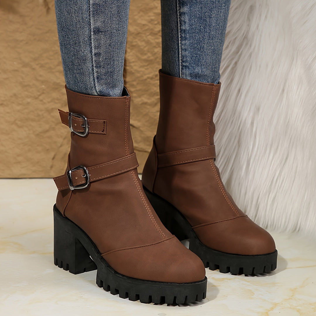 Beatrice | Moderne und selbstbewusste Stiefeletten mit Schnallenriemen