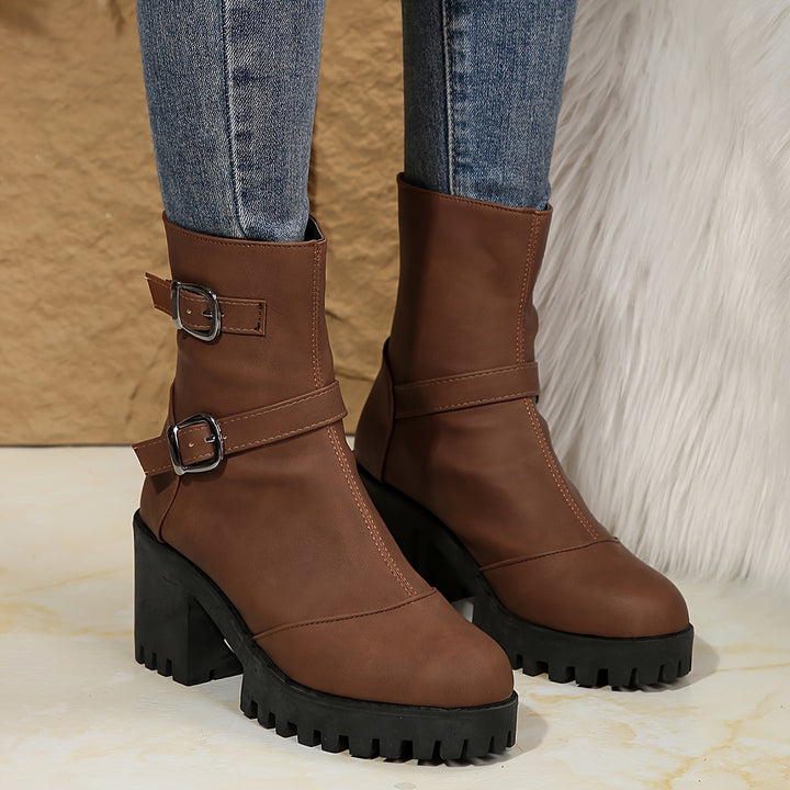 Beatrice | Moderne und selbstbewusste Stiefeletten mit Schnallenriemen