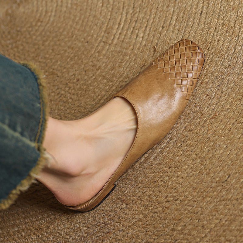 Mia | Zoccoli slip-on in pelle intrecciata, eleganti e comodi