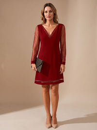 Josephine | Schickes Weihnachts-Party-Kleid mit Glitzermeshärmeln und V-Ausschnitt