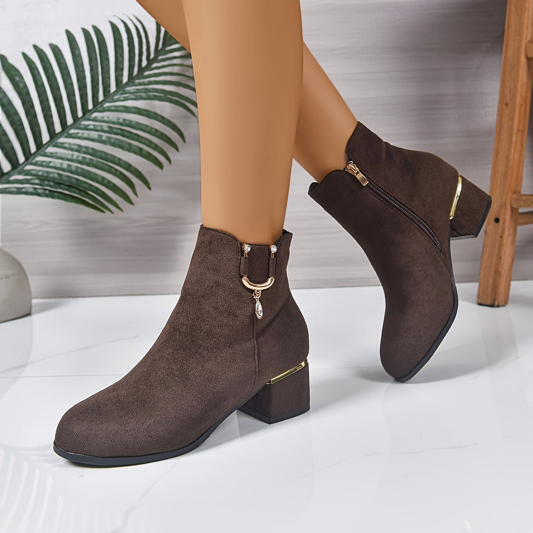 Hazel | Schicke Chelsea-Stiefeletten aus braunem Veloursleder