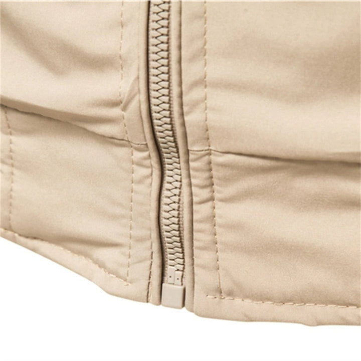 Leo | Moderne und sportliche Bomberjacke mit kontrastierenden Rippstrickbündchen