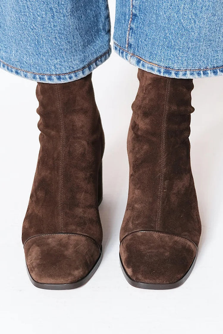 Susan | Zeitgenössische Wildleder-Stiefeletten mit eckiger Zehenpartie