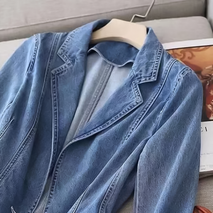 Clara | Blazer in denim elegante e moderno
