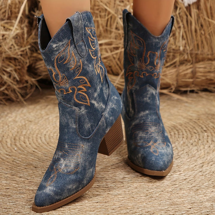 Simone | Elegant And Embroidered Wide-Calf Cowboy Boots