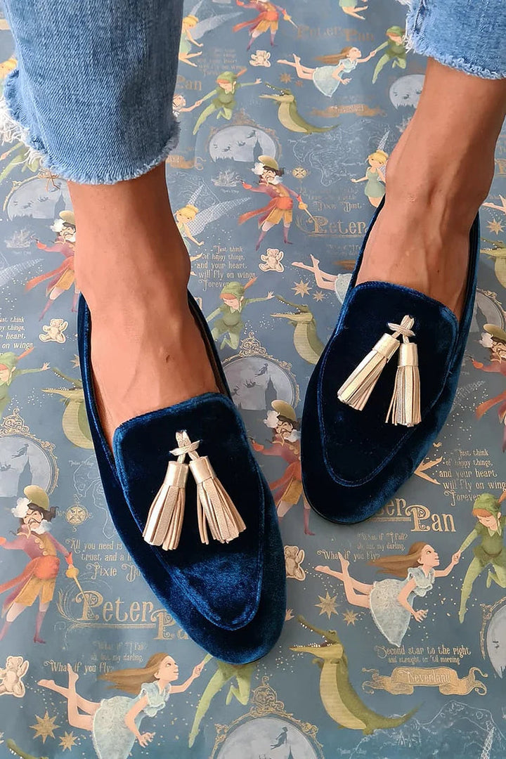 Bianca | Elegant Pointed-Toe Tassel Loafers for Women