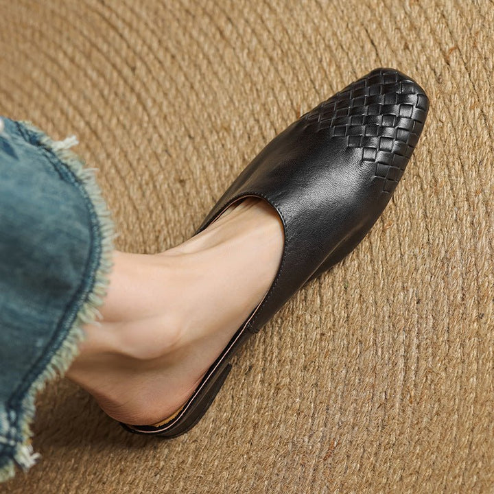 Mia | Zoccoli slip-on in pelle intrecciata, eleganti e comodi