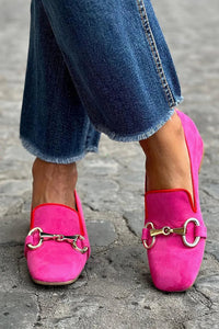 Isabelle | Auffällige zeitgenössische Loafer mit Metallic-Akzenten