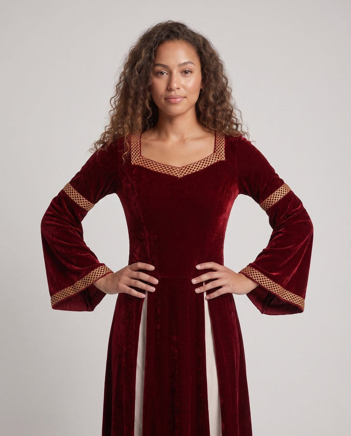 Drune | Historical Velvet Dress – Elegant Design for Women