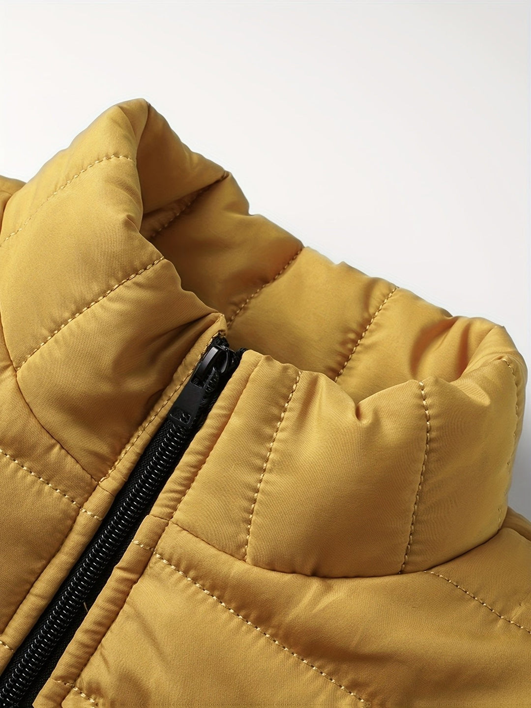 Hugo | Lightweight Quilted Jacket – Effortless Warmth for Men